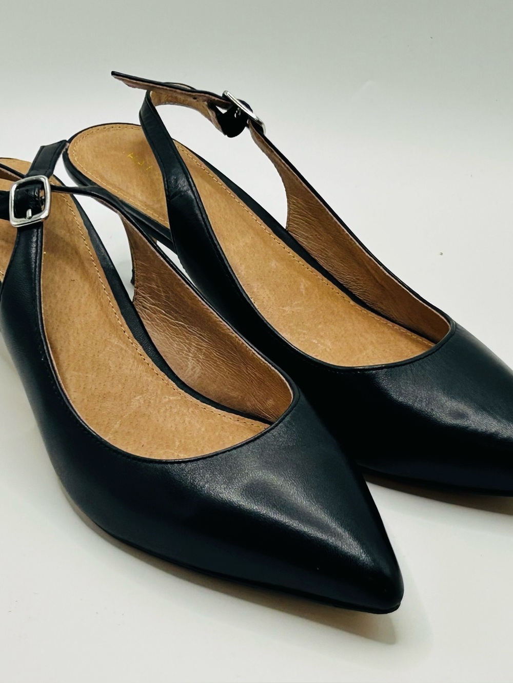 Nordstrom Halogen Classic Black Pointed-Toe Slingback heels